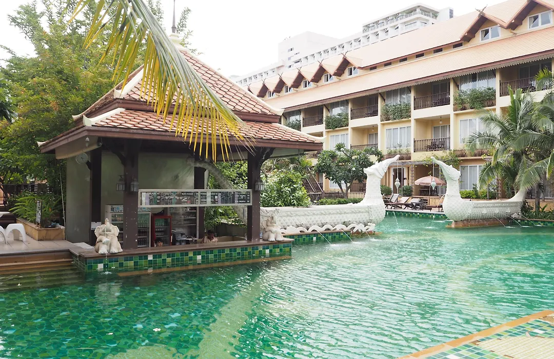 Villa Thongbura-1